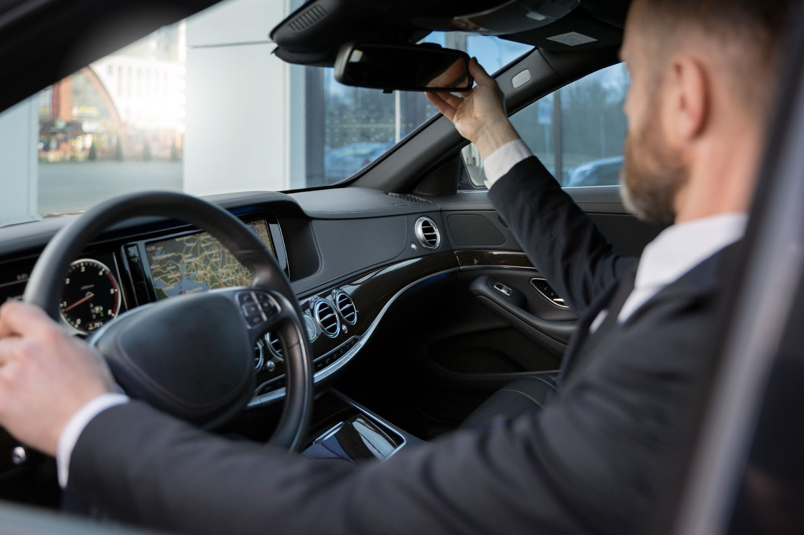 Elevate Your Ride Chauffeur vs. Driver Comparison PGA